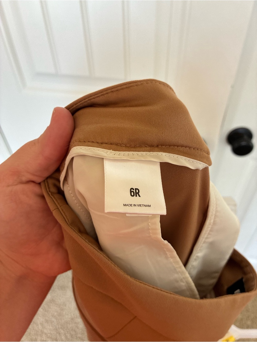 Express Wide-Leg High-Waist Pants in Camel Brown size 6R - Picture 5 of 5